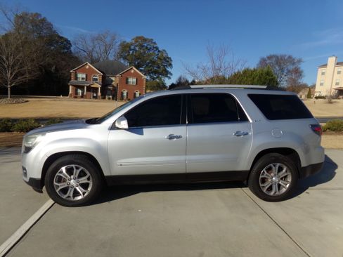 Used 2013 GMC Acadia SLT image 2