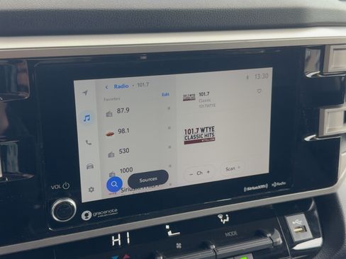 Used 2022 Toyota Tundra SR5 image 11