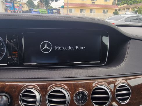 Used 2017 Mercedes-Benz S 550 Sedan w/ Sport Package image 16