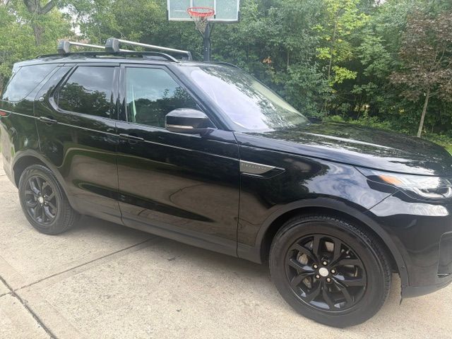 Used 2019 Land Rover Discovery SE AWD/4WD image 5
