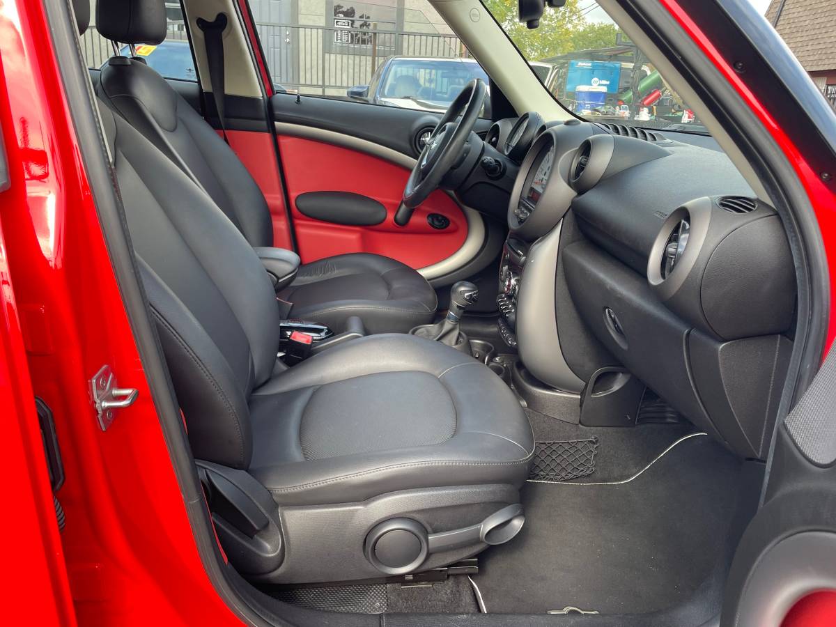 Used 2012 MINI Cooper Countryman S FWD image 17
