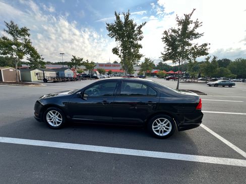Used 2012 Ford Fusion S FWD image 6