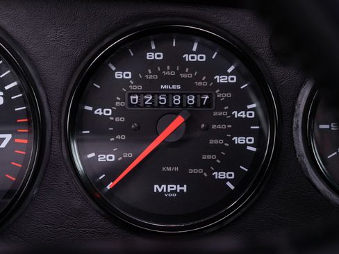 Used 1994 Porsche 911 Turbo Coupe RWD image 49