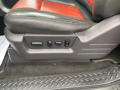 Used 2010 Ford F150 4x4 SuperCab image 17