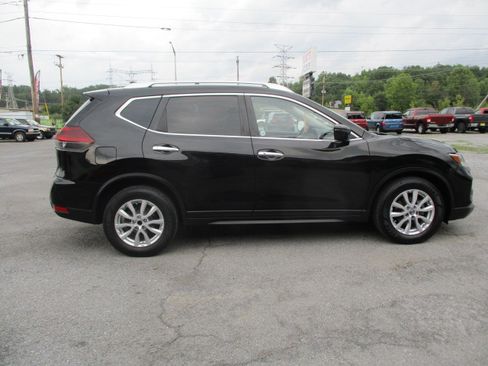 Used 2020 Nissan Rogue FWD SV 2.5L 4-Cyl SUV image 6