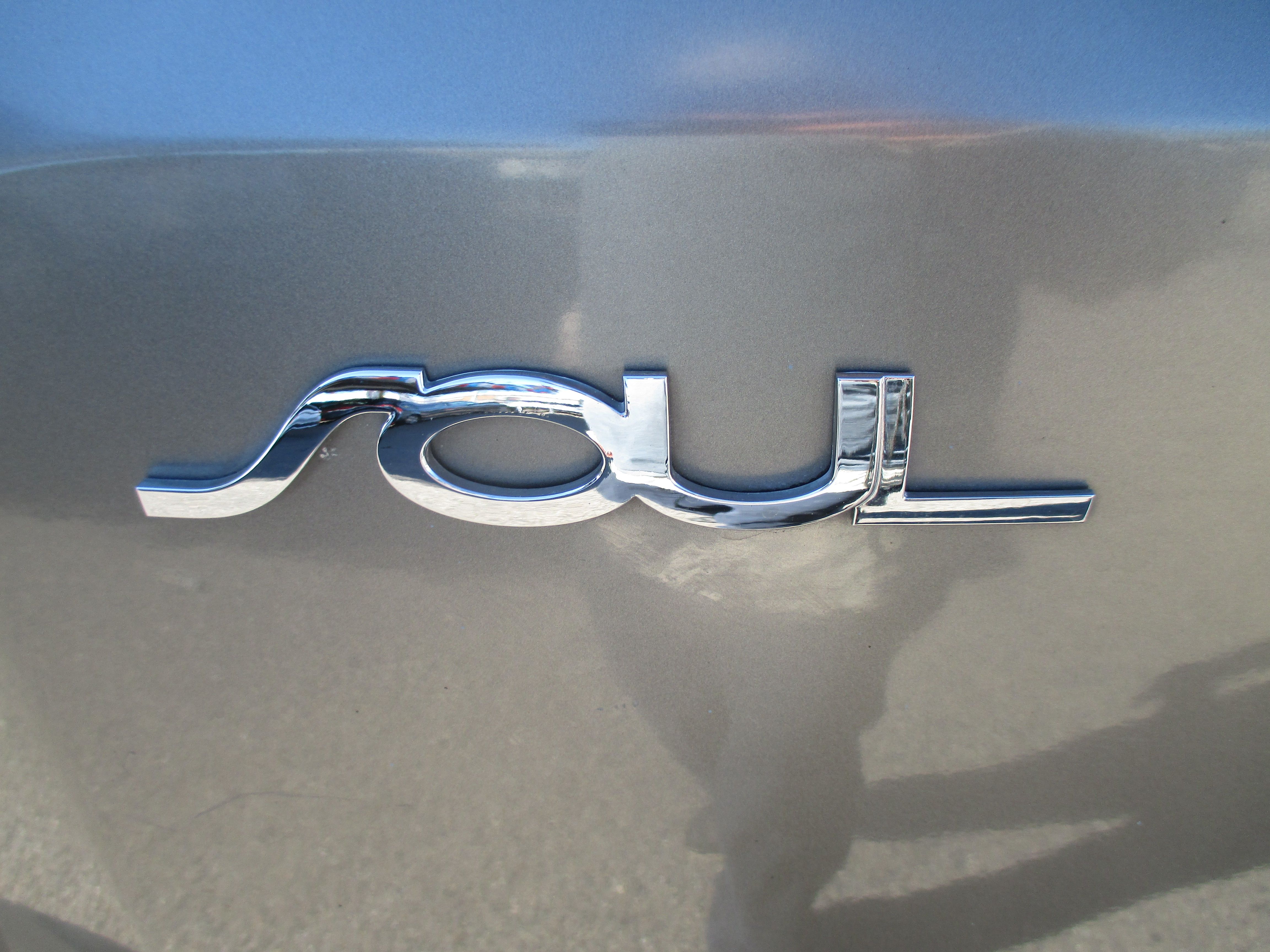 Used 2012 Kia Soul + Wagon 4D FWD image 10
