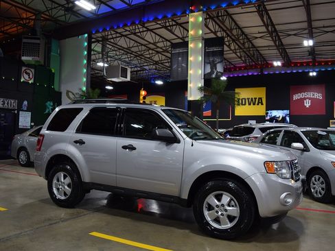Used 2010 Ford Escape XLT image 7