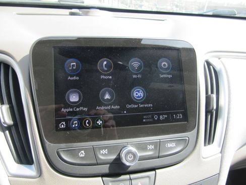 Used 2022 Chevrolet Malibu LS image 15