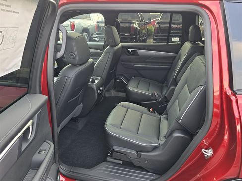 New 2026 Buick Enclave Sport Touring image 25