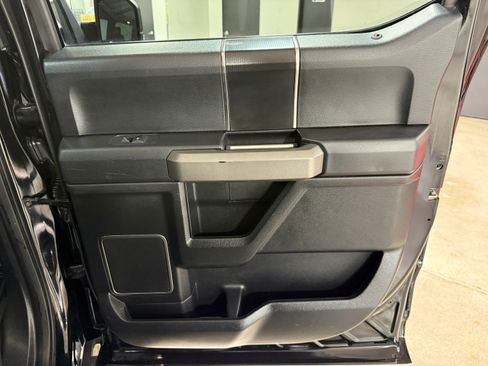 Used 2018 Ford F150 4x4 Crew Cab Raptor image 32