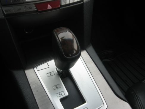 Used 2013 Subaru Legacy 2.5i Limited image 12