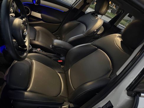Used 2015 MINI Cooper S 4-Door Hardtop FWD image 22