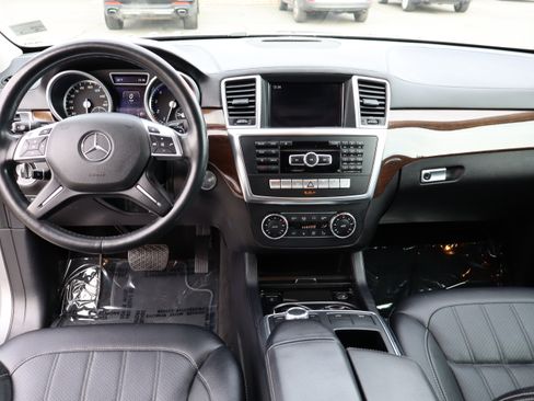 Used 2016 Mercedes-Benz GL 450 image 18