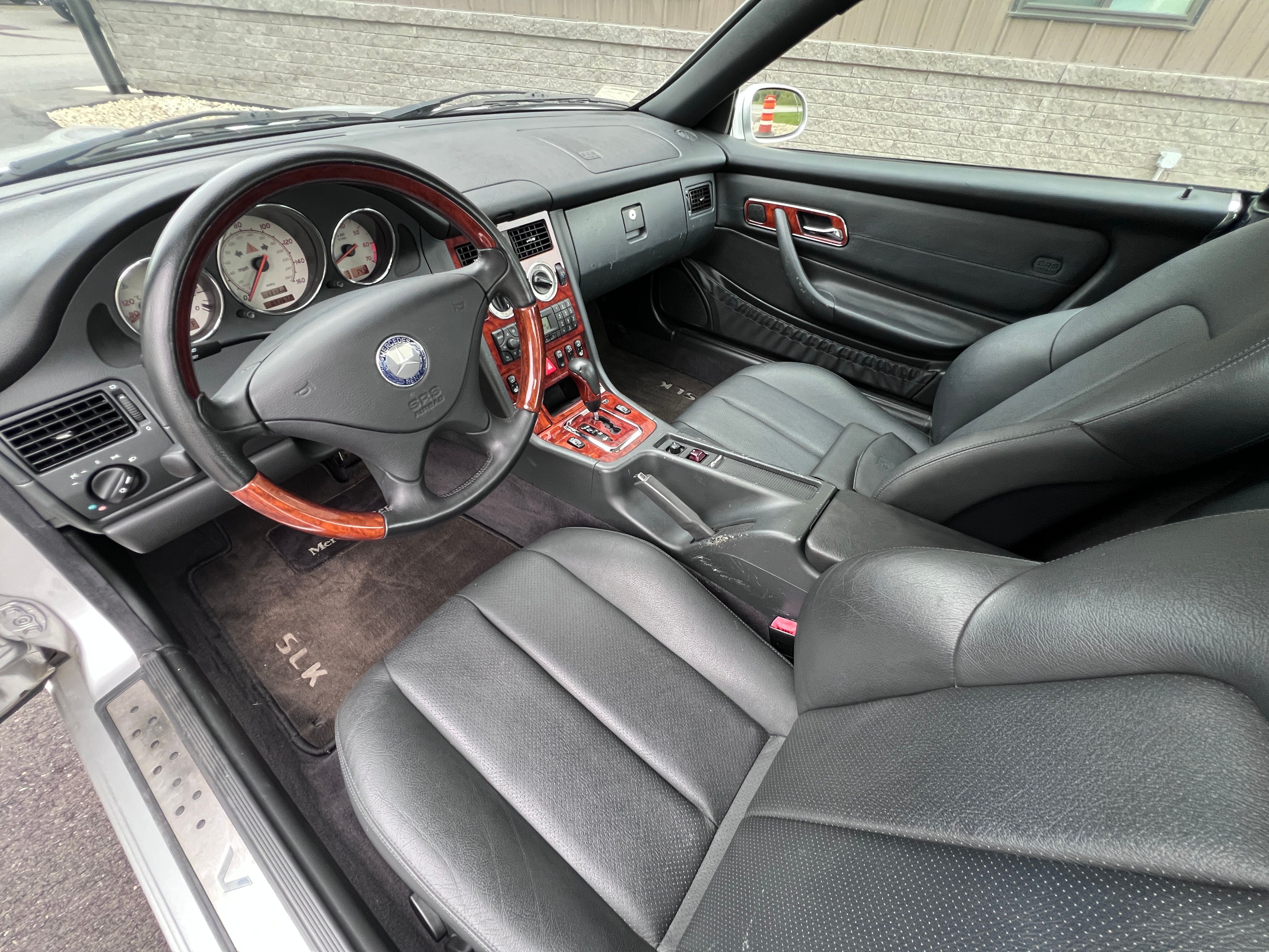 Used 2003 Mercedes-Benz SLK 320 image 18