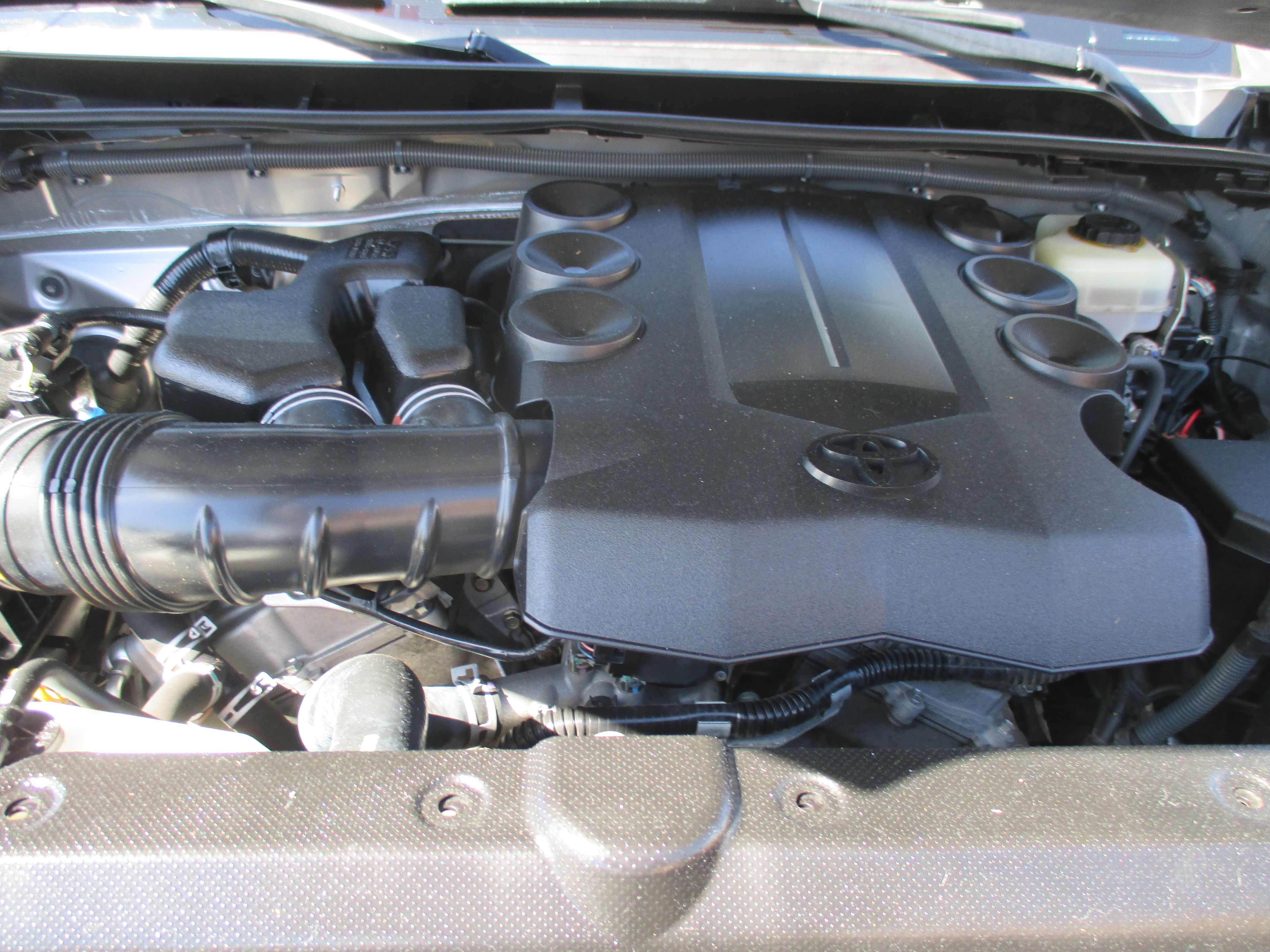 Used 2013 Toyota 4Runner SR5 Premium Sport Utility 4D RWD image 15