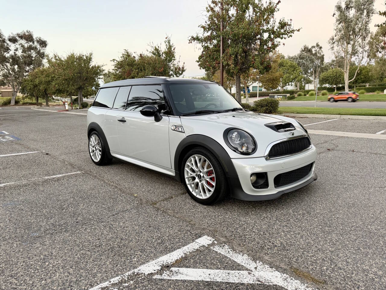 Used 2014 MINI Cooper Clubman John Cooper Works FWD image 5