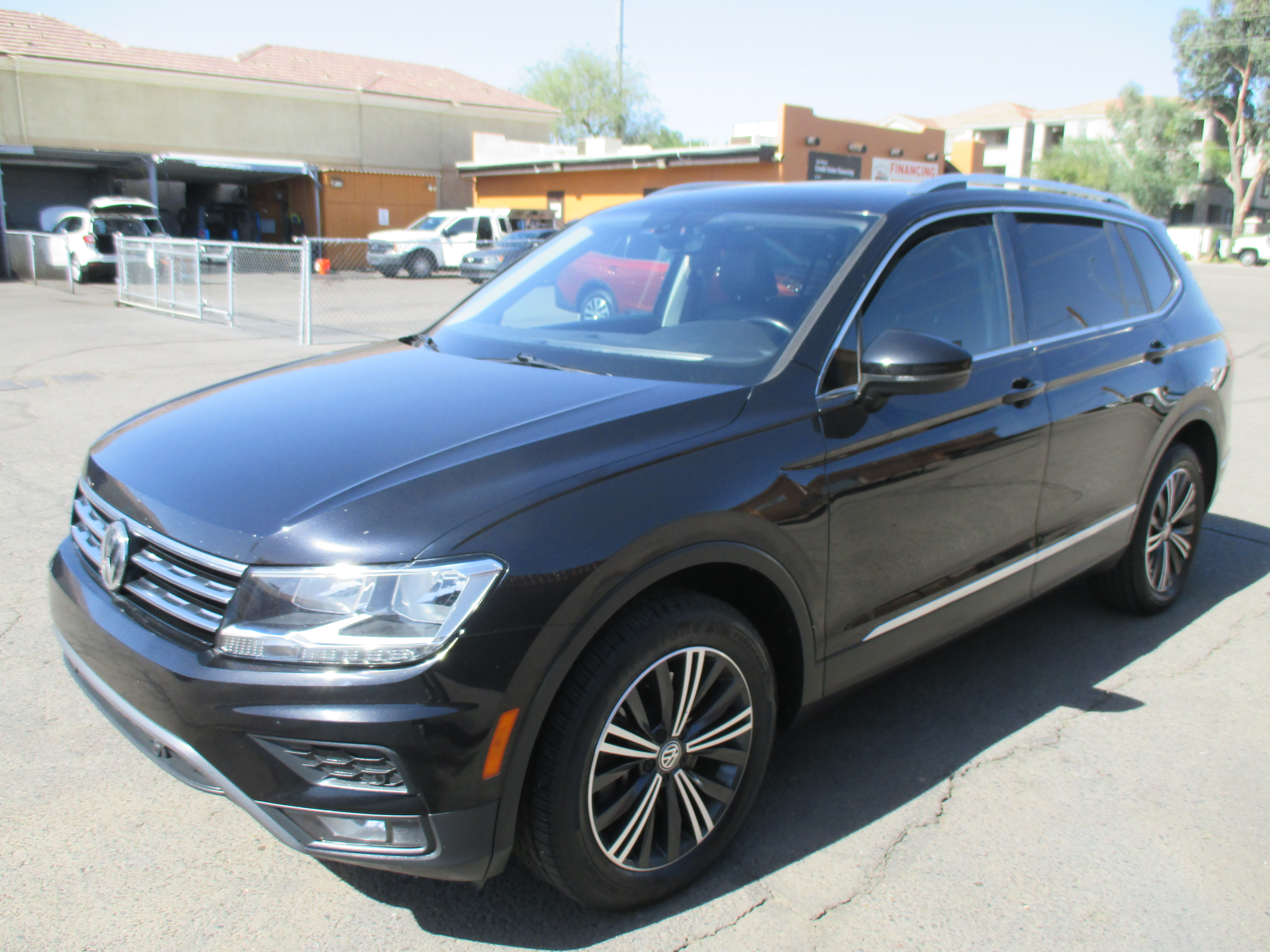 Used 2019 Volkswagen Tiguan FWD image 4
