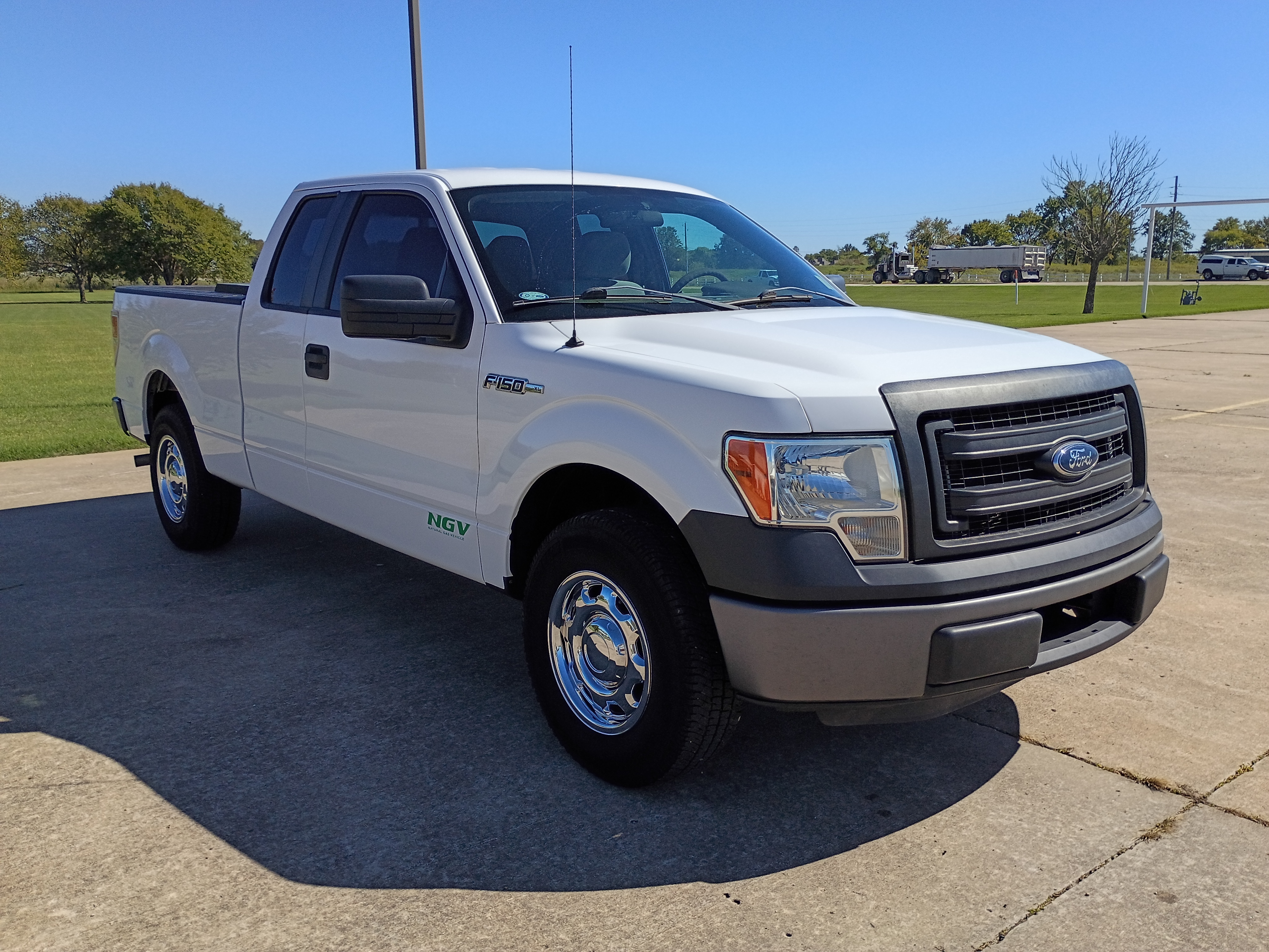 Used 2014 Ford F150 RWD image 3
