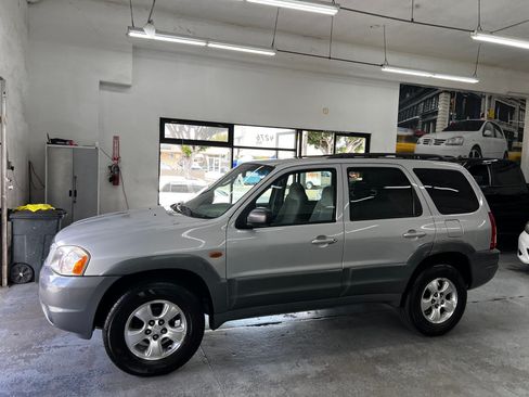 Used 2001 MAZDA Tribute LX image 8