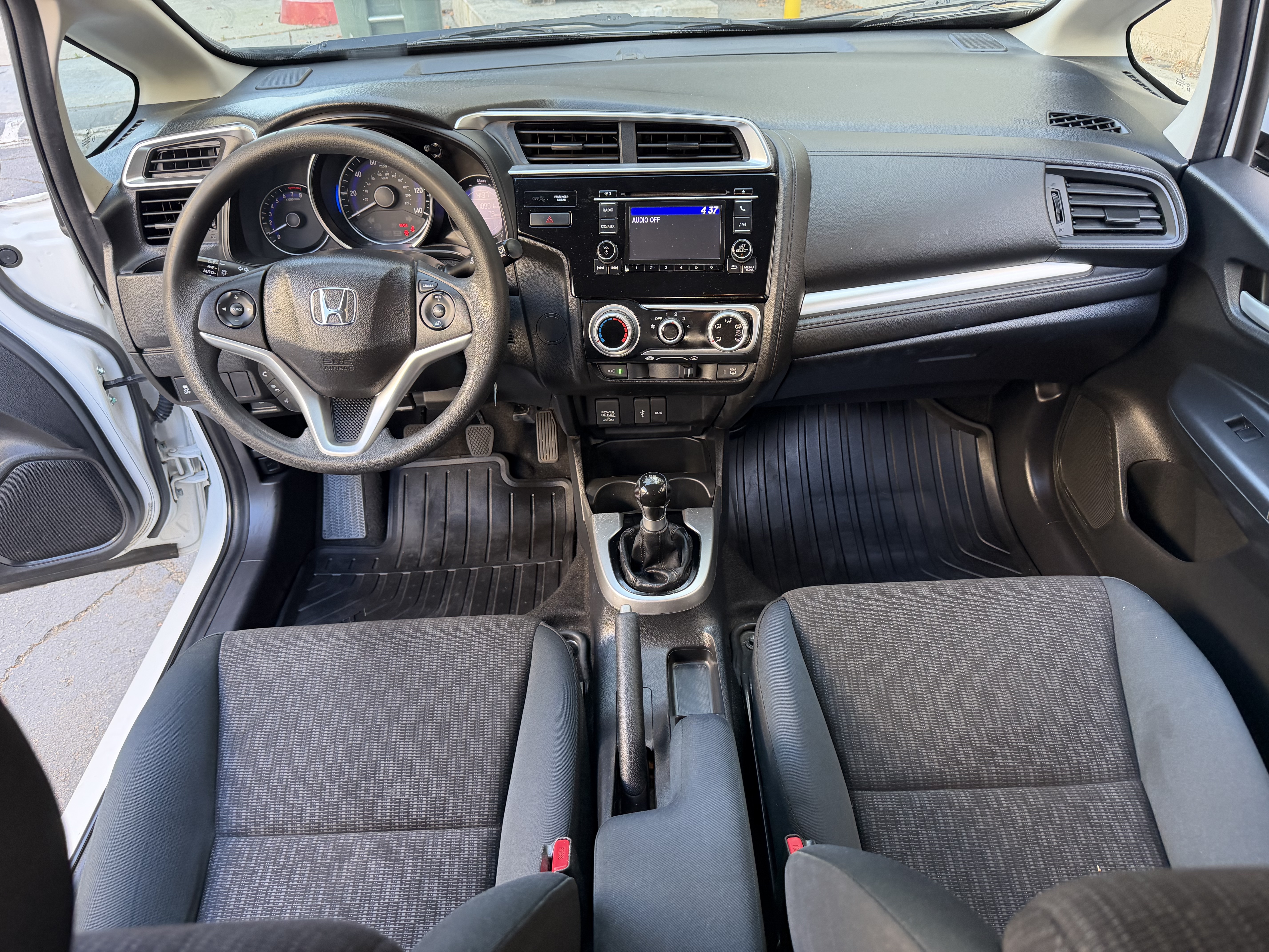 Used 2017 Honda Fit LX image 2