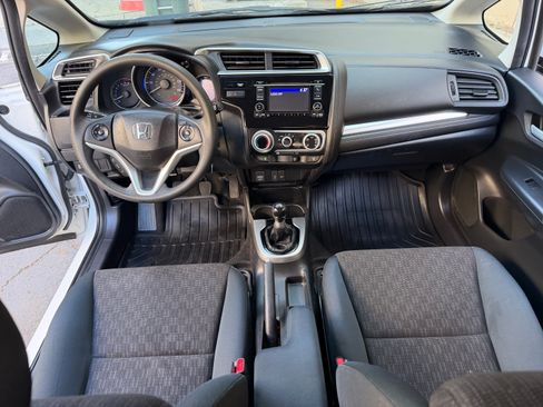 Used 2017 Honda Fit LX image 2