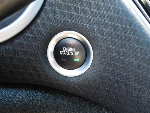 Used 2023 Chevrolet Malibu LT image 14