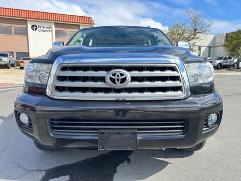 Used 2011 Toyota Sequoia Limited image 9