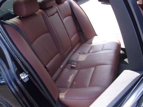 Used 2014 BMW 528i xDrive Sedan AWD/4WD image 25