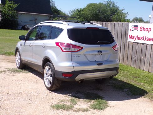Used 2013 Ford Escape 4WD Titanium image 4