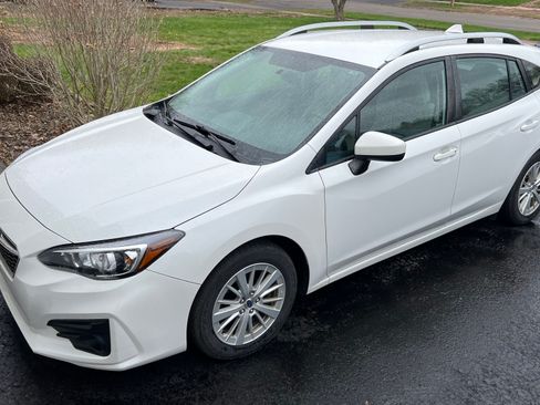 Used 2017 Subaru Impreza 2.0i Premium image 1