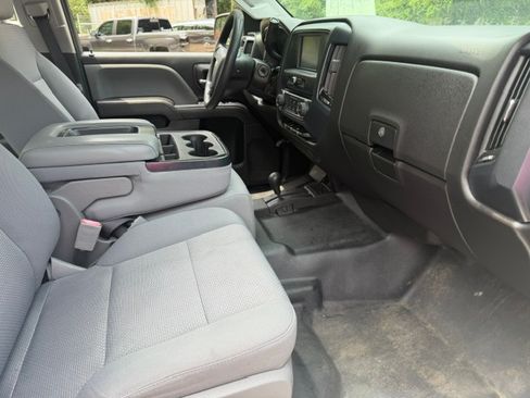 Used 2017 Chevrolet Silverado 2500 4x4 Crew Cab image 16