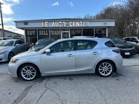 Used 2012 Lexus CT 200h Premium image 1