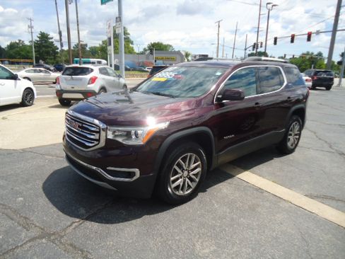 Used 2017 GMC Acadia FWD SLE w/ SLE-2 image 10