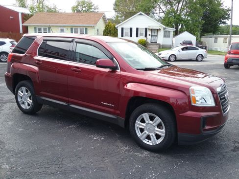 Used 2016 GMC Terrain SLE image 3