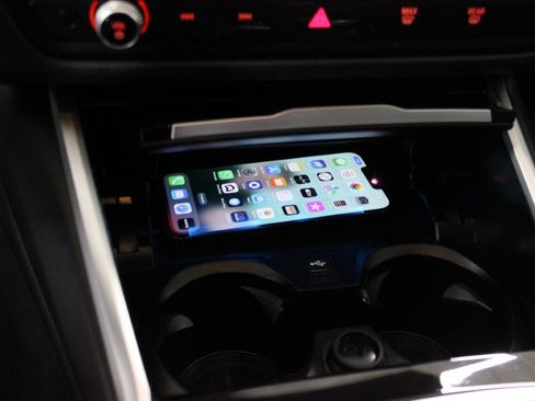 Used 2024 BMW i4 eDrive40 image 38