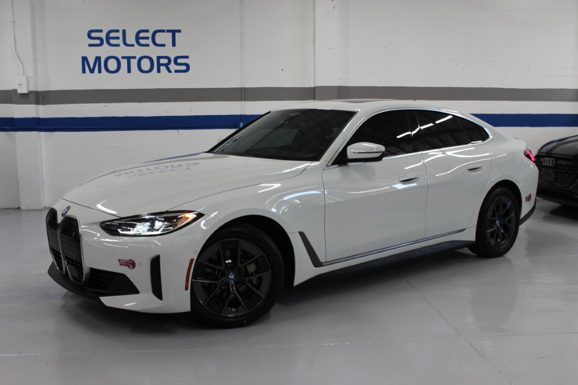Used 2024 BMW i4 eDrive35 RWD image 2