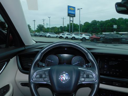 Used 2023 Buick Envision FWD Avenir image 2