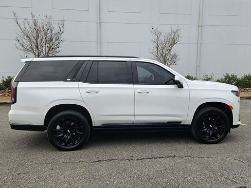 Used 2022 Cadillac Escalade Sport image 5