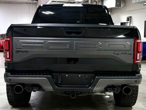Used 2017 Ford F150 4x4 Crew Cab Raptor image 4