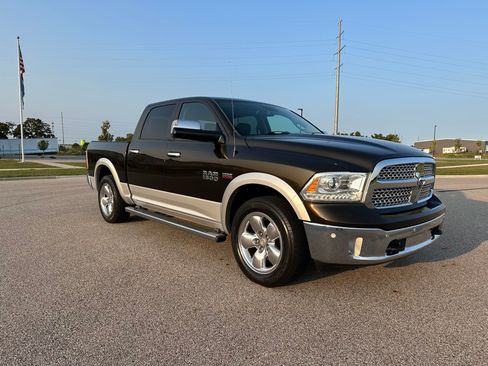 Used 2014 RAM 1500 Laramie image 6