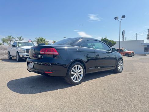 Used 2012 Volkswagen Eos Komfort FWD image 9