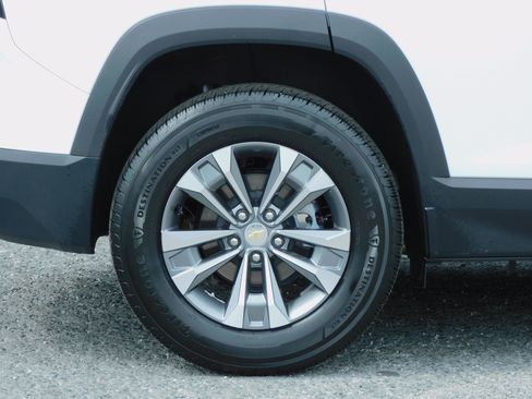 Used 2026 Chevrolet Equinox FWD LT w/ 1LT image 7