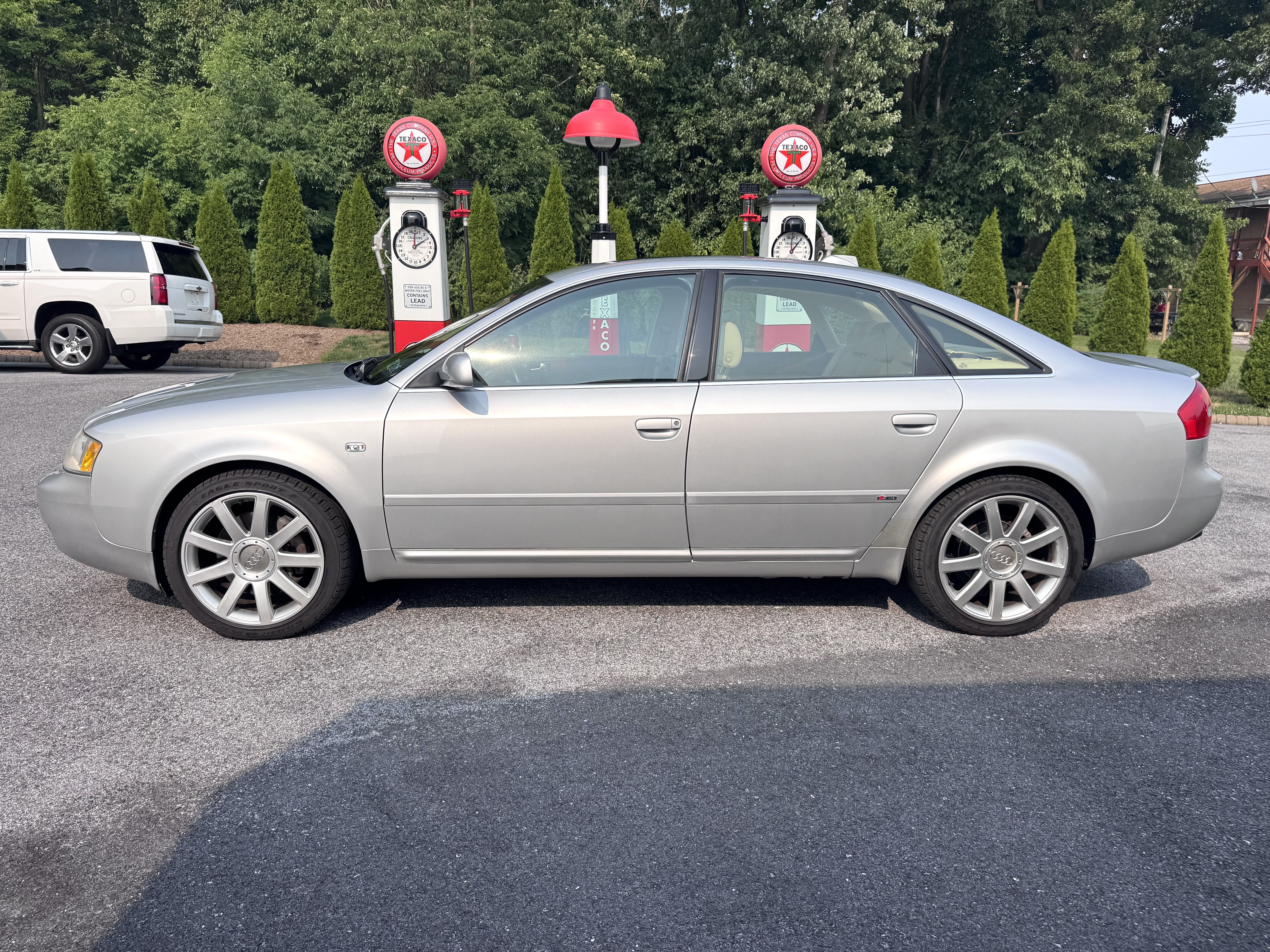 Used 2004 Audi A6 2.7T S line quattro Sedan AWD/4WD image 9