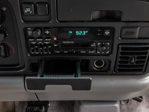 Used 1996 Dodge Ram 2500 Truck SLT image 30