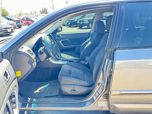 Used 2008 Subaru Outback 2.5i image 13