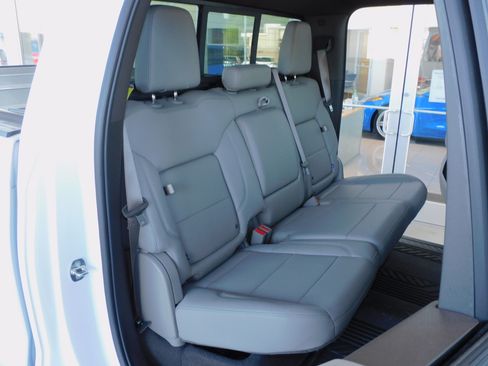 Used 2024 Chevrolet Silverado 1500 LT Trail Boss image 31