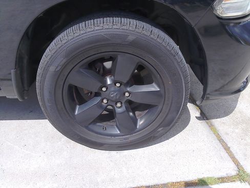 Used 2015 RAM 1500 Tradesman image 32