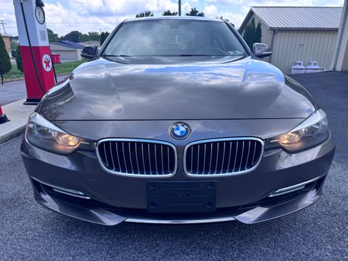 Used 2013 BMW 328i xDrive Sedan AWD/4WD image 3