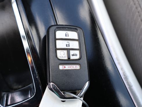 Used 2016 Honda Accord EX Sedan image 30