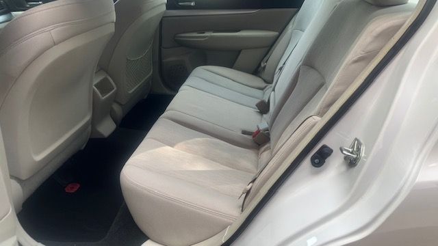 Used 2014 Subaru Legacy 2.5i Premium AWD/4WD image 7